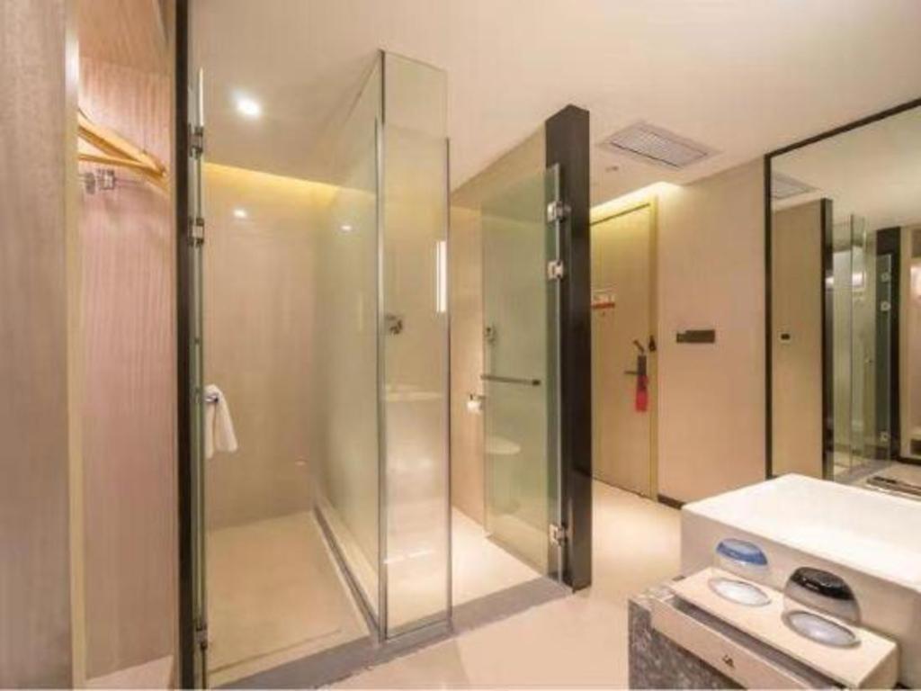 Echarm Hotel Yangjiang Baili Plaza Exterior foto